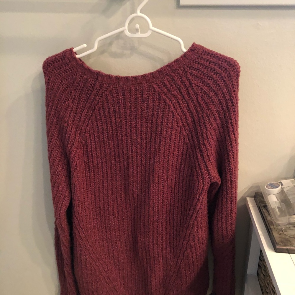 American Eagle sweater